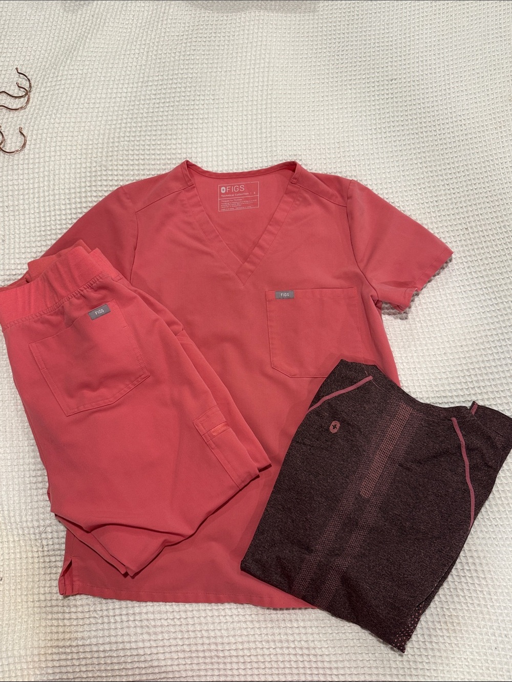 Figs Dusty Rose Scrub Set With Zamara Joggers And Salts Underscrub